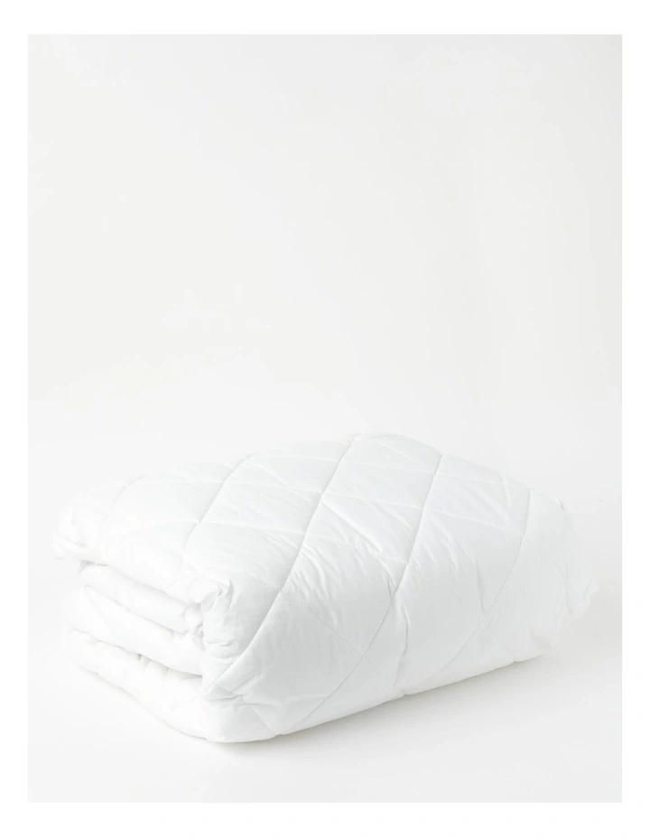 Heritage Allergy Sensitive Hypoallergenic Mattress Protector 4 Heritage Allergy Sensitive Hypoallergenic Mattress Protector - Image 2