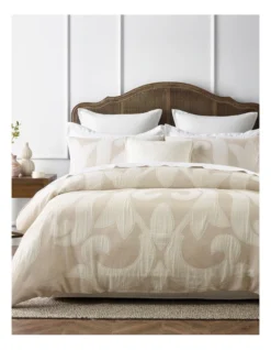 Heritage Margarite Applique Quilt Cover Set In Beige