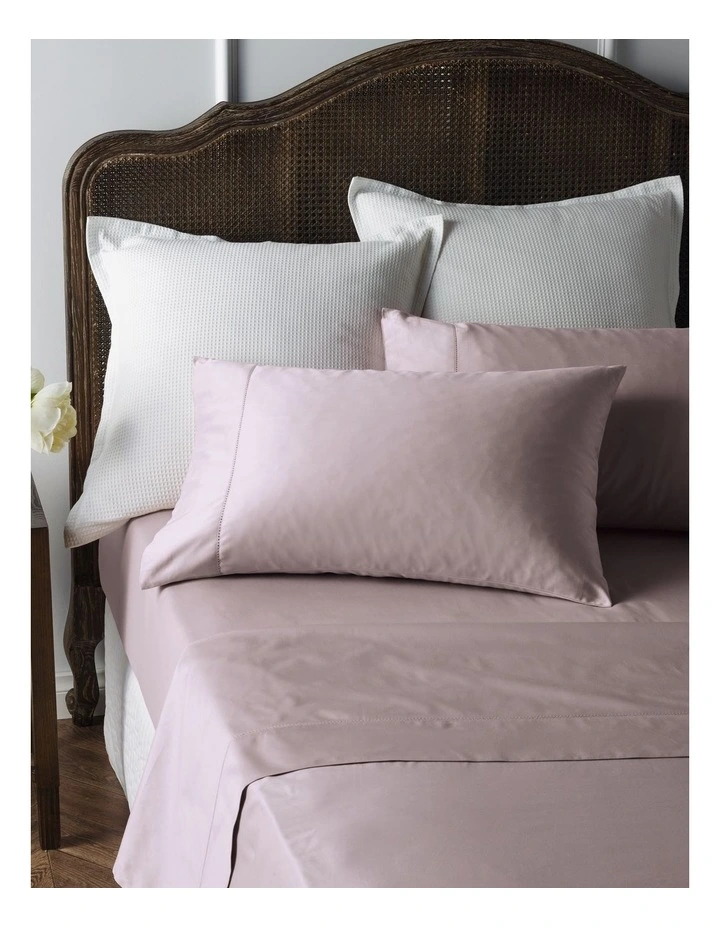 Heritage Diana 400TC Egyptian Cotton Sateen Fitted Sheet In Blush 3 Heritage Diana 400TC Egyptian Cotton Sateen Fitted Sheet In Blush