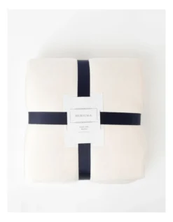 Heritage Super Plush Blanket In Pink