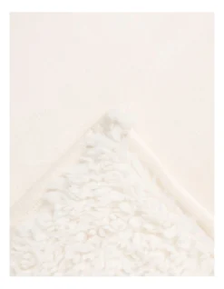 Heritage Super Plush Blanket In Pink 7 Heritage Super Plush Blanket In Pink -Heritage 951749470 951748570 3 720x928